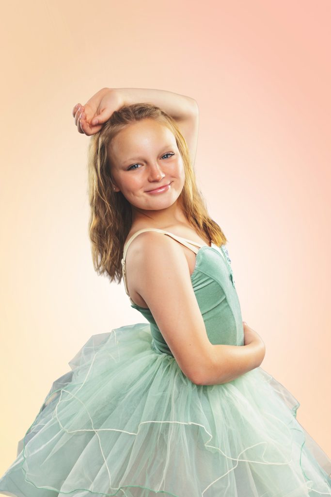 Dance studio headshot photography in bartow, florida