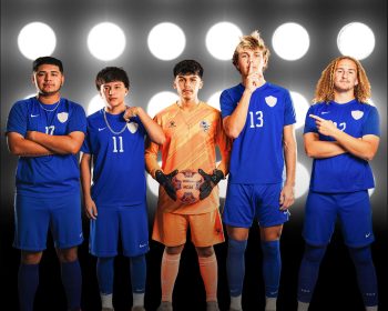 high school senior soccer player group photo taken by BC Visuals